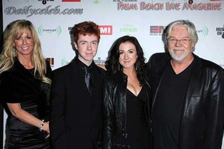 Bob Seger Wife- Juanita Dorricott Children, Net Worth, House, Marriage, Songs |
