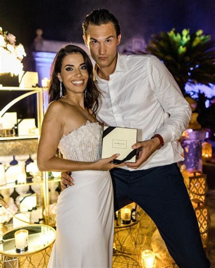 Danilo Gallinari Wife, Girlfriend, Height, Weight, Net Worth