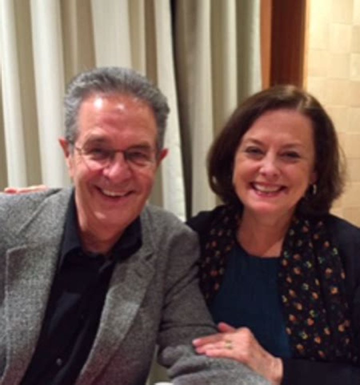 Former ABC 7 Chicago news anchor, Ron Magers is married to Elise Magers (Bio, Age, Height, Wife, Chi |